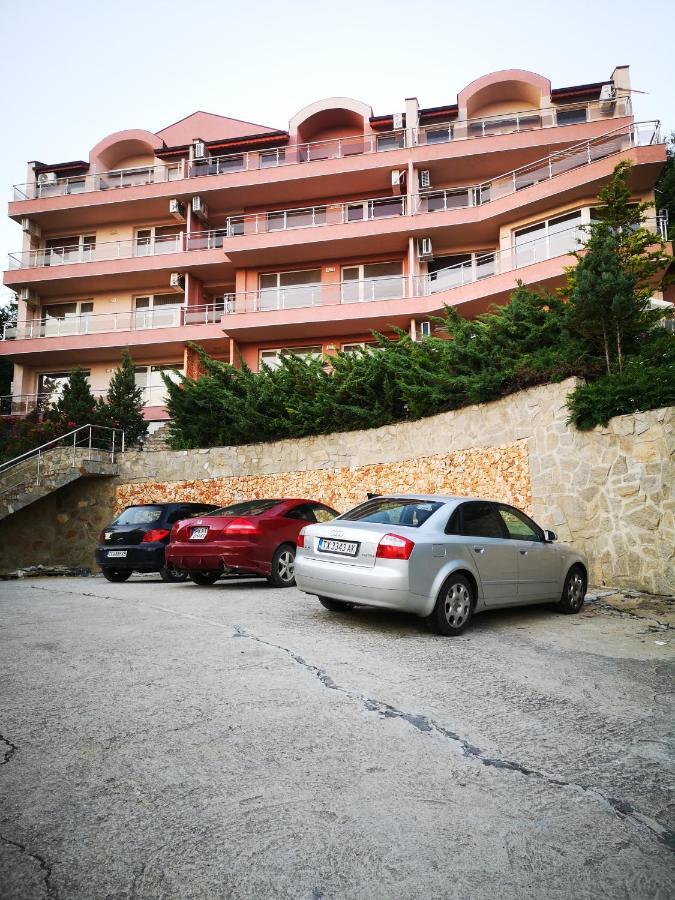 Apartmán Complex Karia IV Kavarna Exteriér fotografie