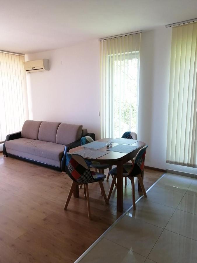 Apartmán Complex Karia IV Kavarna Exteriér fotografie