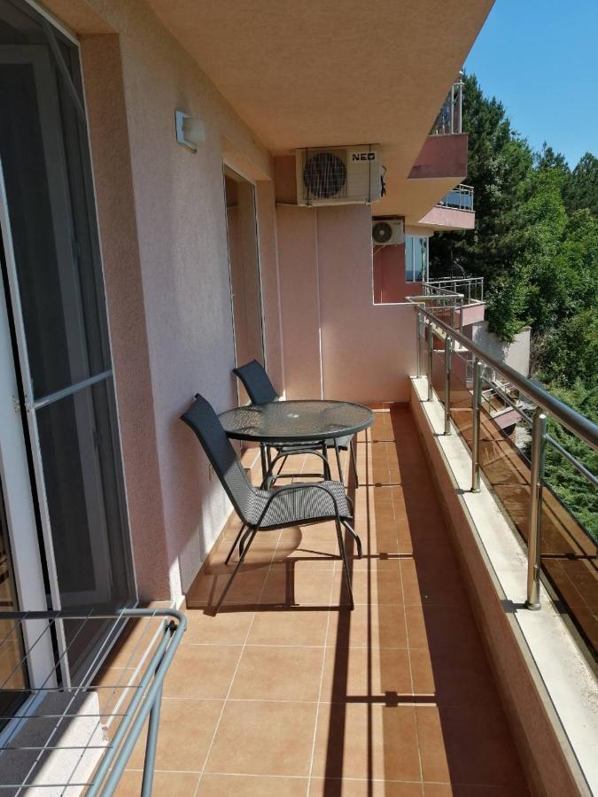 Apartmán Complex Karia IV Kavarna Exteriér fotografie