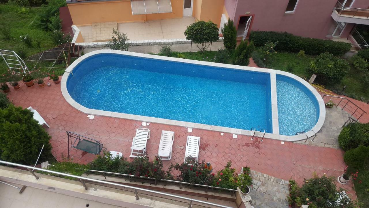 Apartmán Complex Karia IV Kavarna Exteriér fotografie