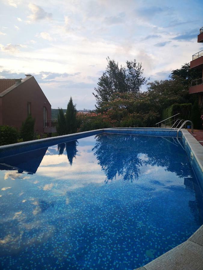 Apartmán Complex Karia IV Kavarna Exteriér fotografie
